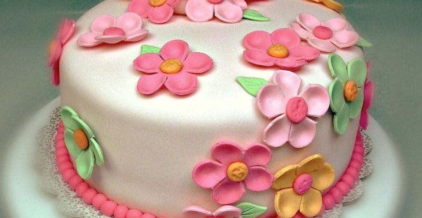 fondant-birthday-cake-kuching